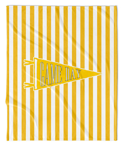 NEW GAME DAY COLLECTION - STRIPED PENNANT